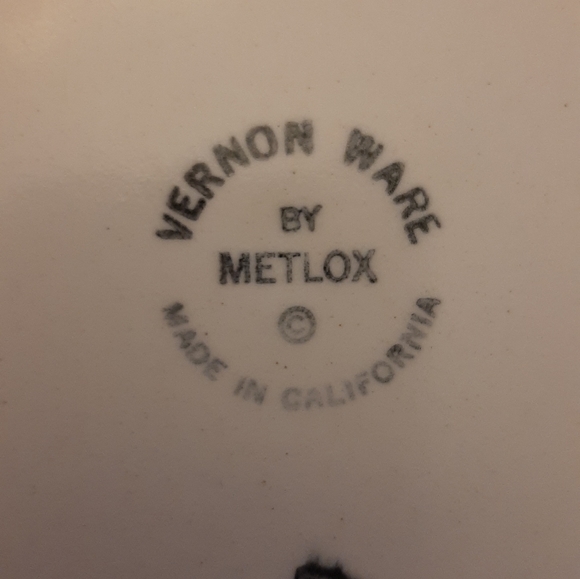 Beautiful fall serving bowk - Picture 2 of 2